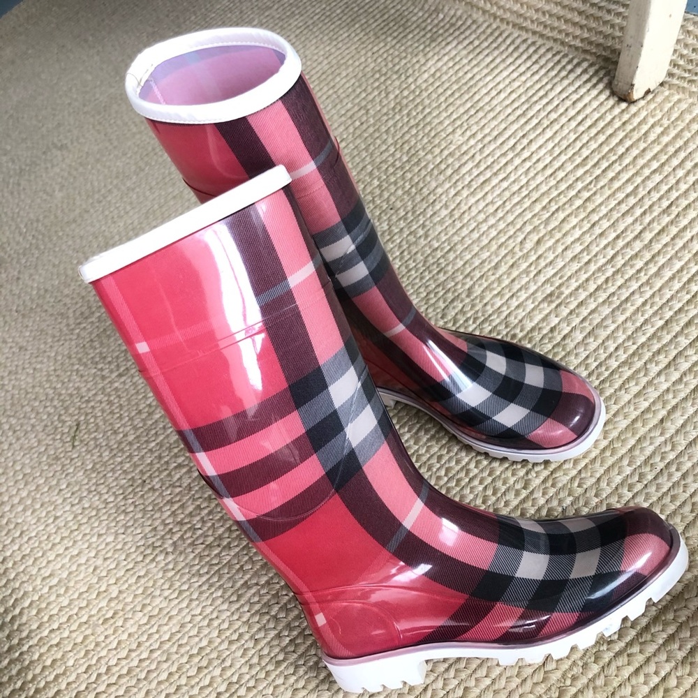 burberry nova check rain boots